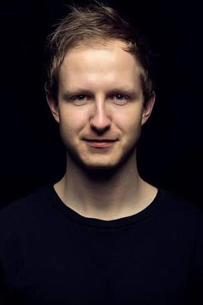 KASPER PORSDAL